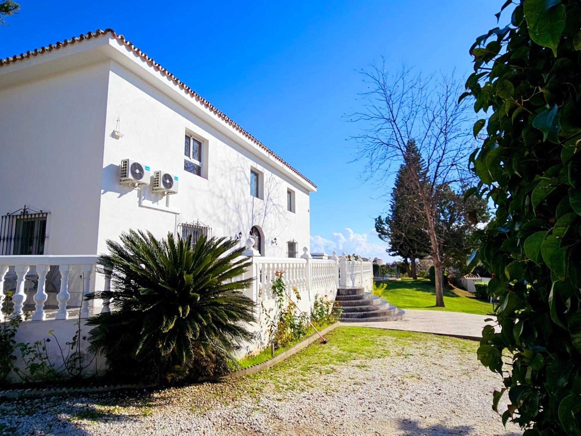 Villa Casa Mama Lola à Fuengirola Extérieur photo